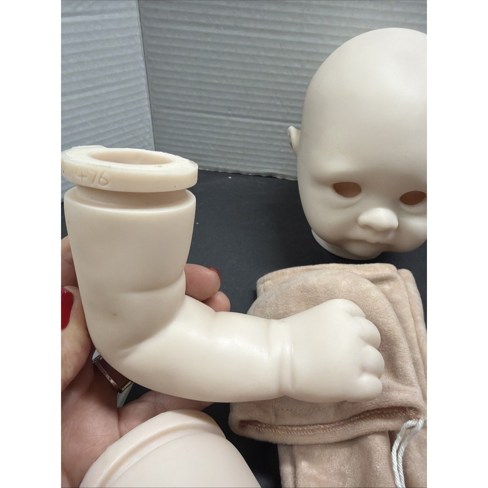 RARE BOUNTIFUL BABY COOPER KIT  w/ BODY W/PLUGS.  Read Description/Pictures - Picture 5 of 16